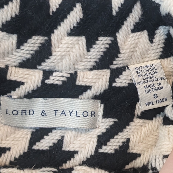 Lord & Taylor Button Up Wool Pea Coat Houndstooth Size Small - Picture 3 of 9